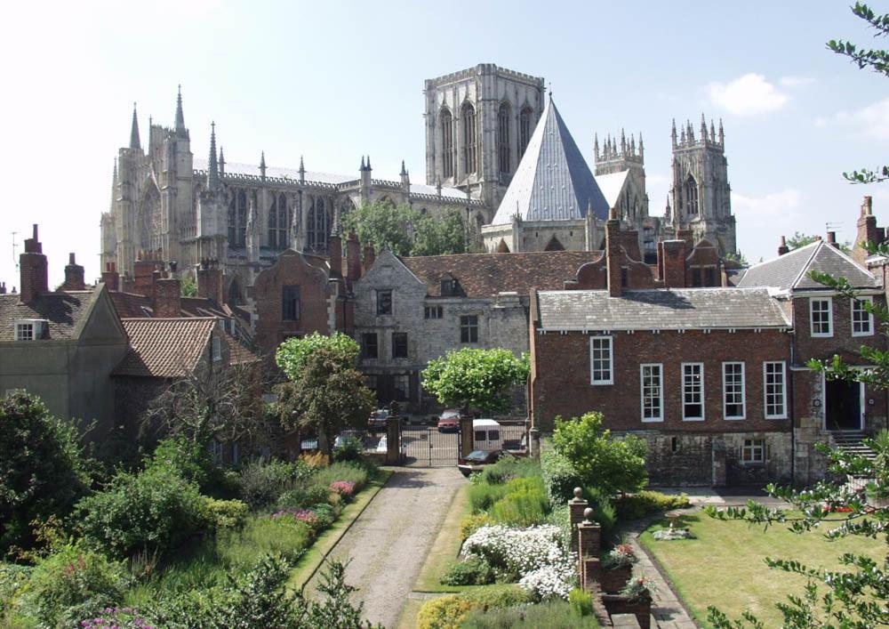 Minster View Apartment At Talbot Court, 约克 外观 照片